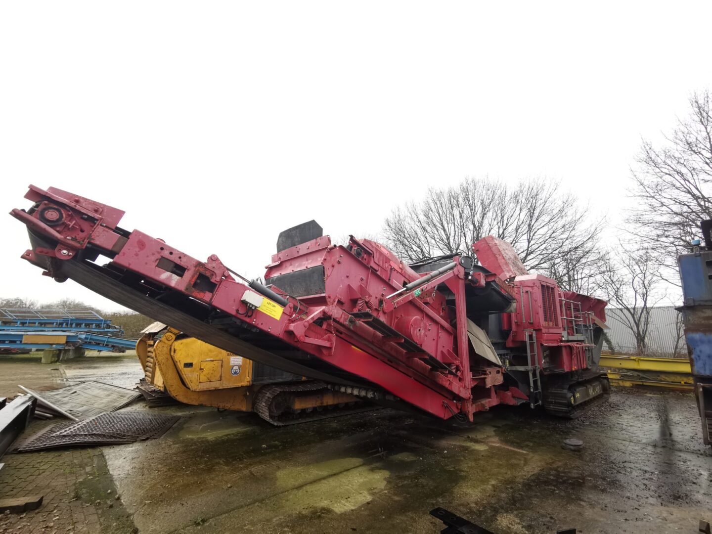 Terex Finlay I-130RS sold to Southern America by Findeq. We find Equipment for you.