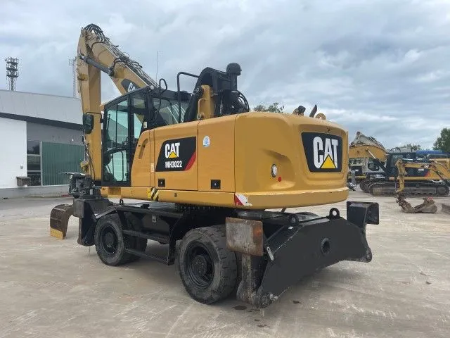 Caterpillar MH3022 material handler to the USA - SOLD! - 14