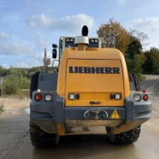 Liebherr L566