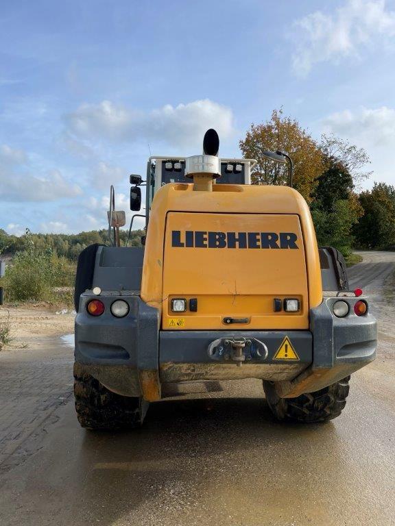 Liebherr l566