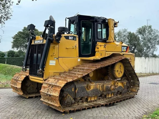 Caterpillar d6t lgp