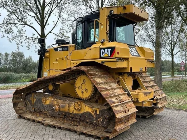 Caterpillar d6t lgp