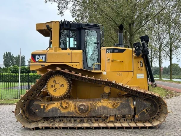 Caterpillar d6t lgp