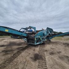 Powerscreen Warrior 1800