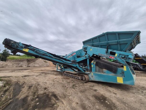 Powerscreen warrior 1800