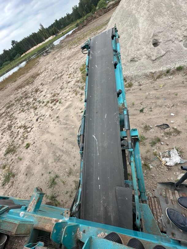 Powerscreen warrior 1800