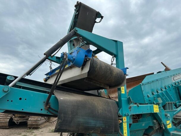 Powerscreen warrior 1800