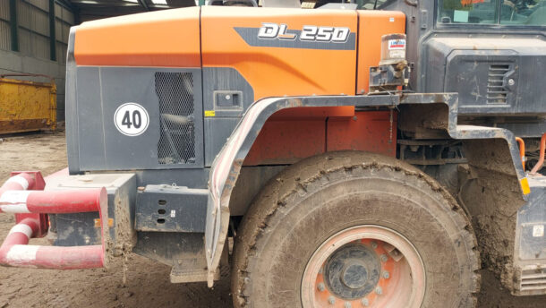 Doosan dl250-7