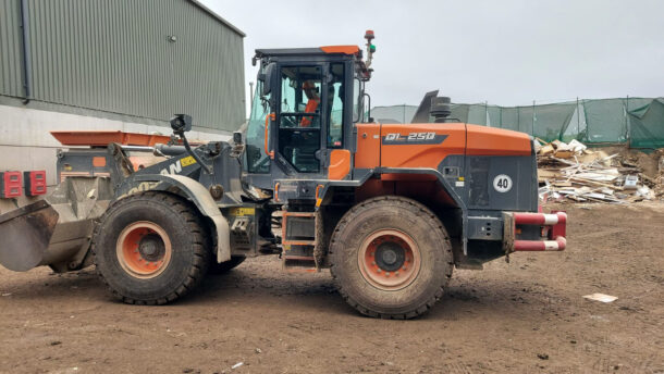 Doosan dl250-7