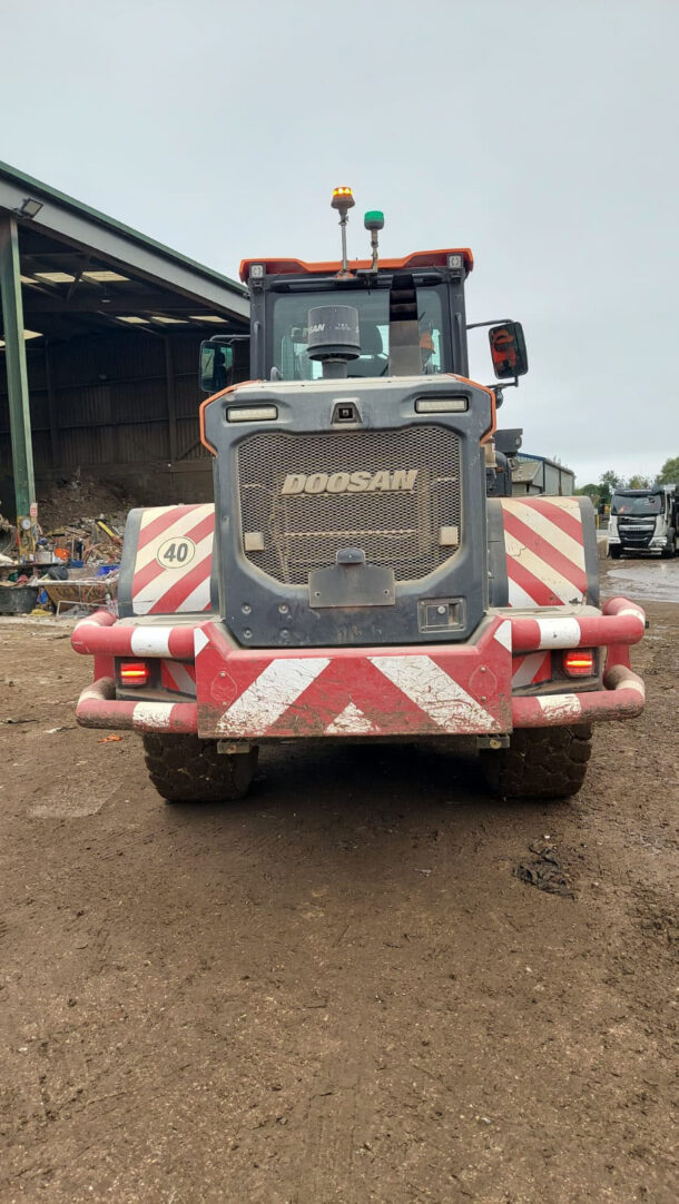 Doosan dl250-7