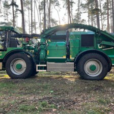 Self-propelled Chippers