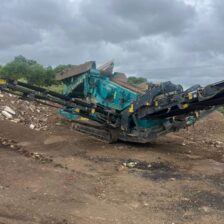 Powerscreen Warrior 1200